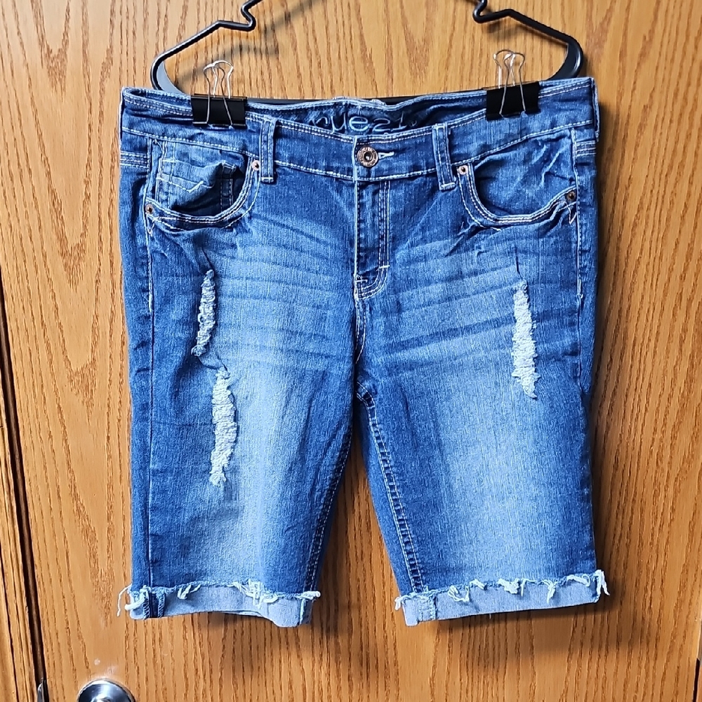 Rue21 Blue Distressed Jean Shorts Size 15/16